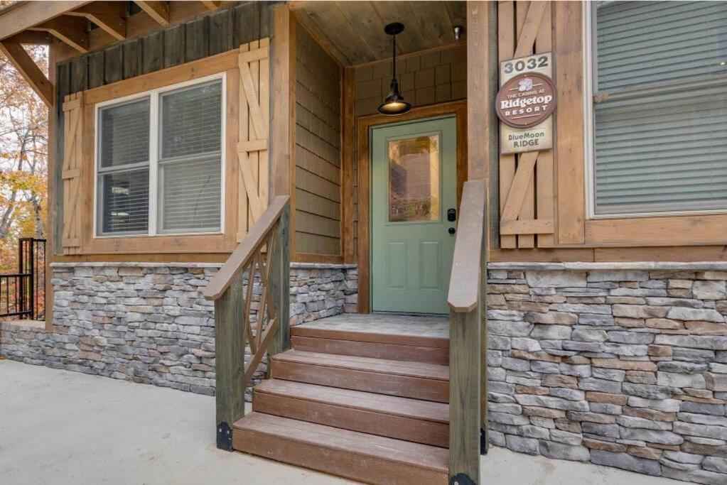 Blue Moon Ridge: Brand New Cabin! 5 Bedrooms, Pool/Hot Tub, Theatre Pigeon Forge Exterior foto