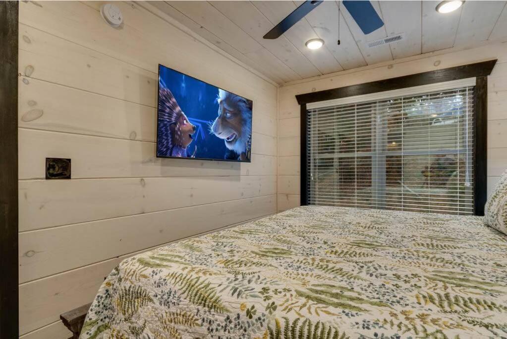 Blue Moon Ridge: Brand New Cabin! 5 Bedrooms, Pool/Hot Tub, Theatre Pigeon Forge Exterior foto