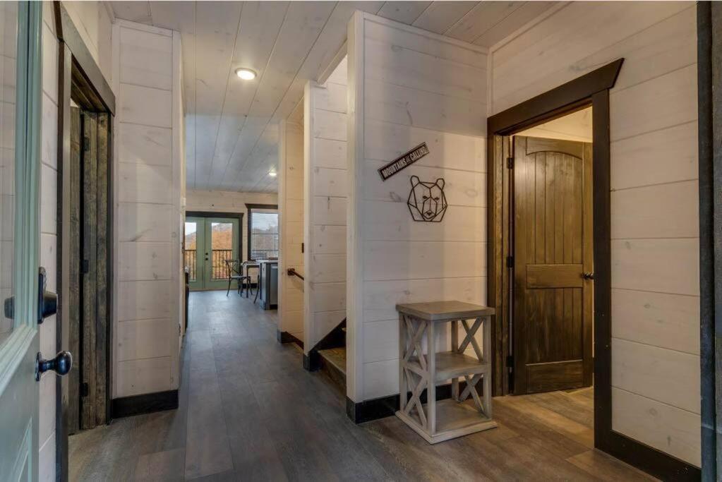 Blue Moon Ridge: Brand New Cabin! 5 Bedrooms, Pool/Hot Tub, Theatre Pigeon Forge Exterior foto
